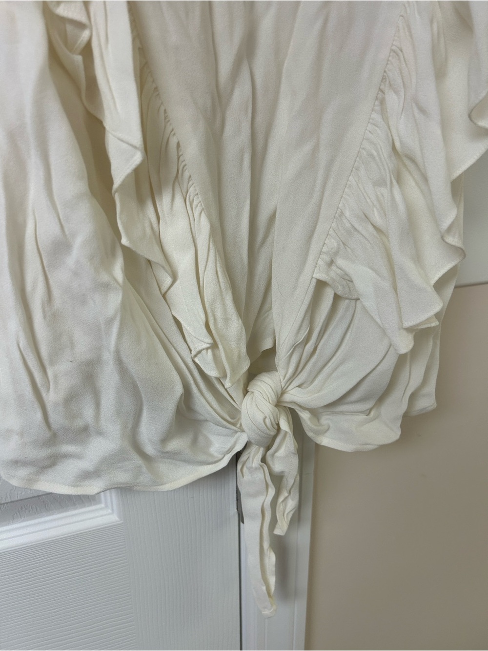 Frame Ruffle Crepe Blouse - Picture 4 of 6